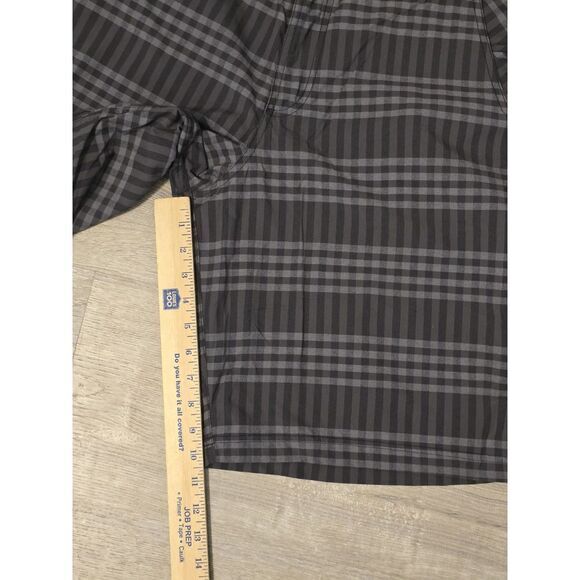 Lululemon Men's Gray Black Plaid Check Shorts Size 38‎ - Picture 7 of 11